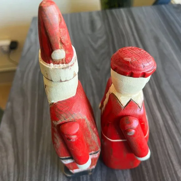 Wolf Creek Folk Art Santa & Mrs Claus Figure Hand Carved & Painted Wood - Picture 7 of 15